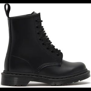 1460 Leather Mono Black Dr. Martens